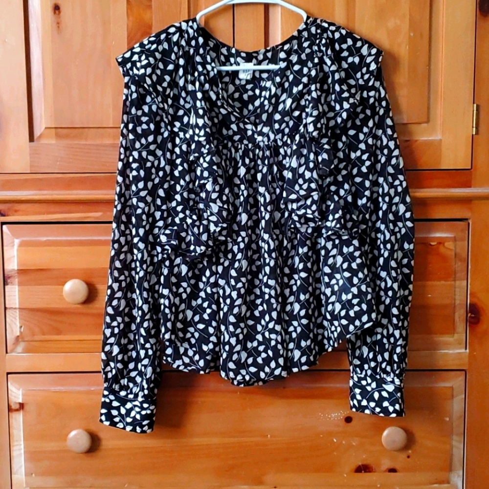 SOLD - Gap Blouse
